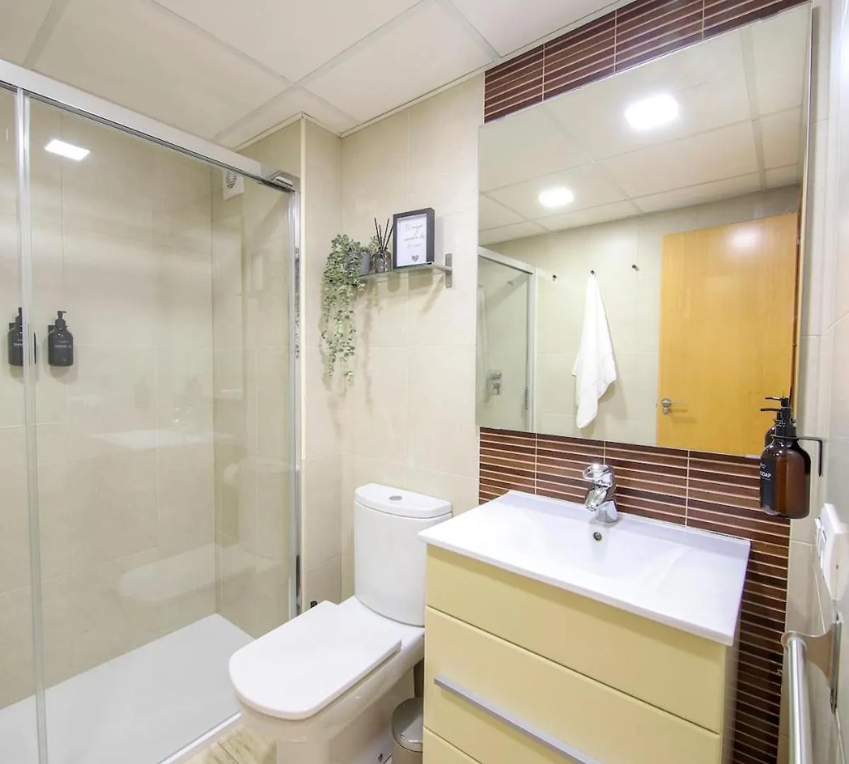Encantador Apartamento Con Garaje En Aguadulce Roquetas de Mar